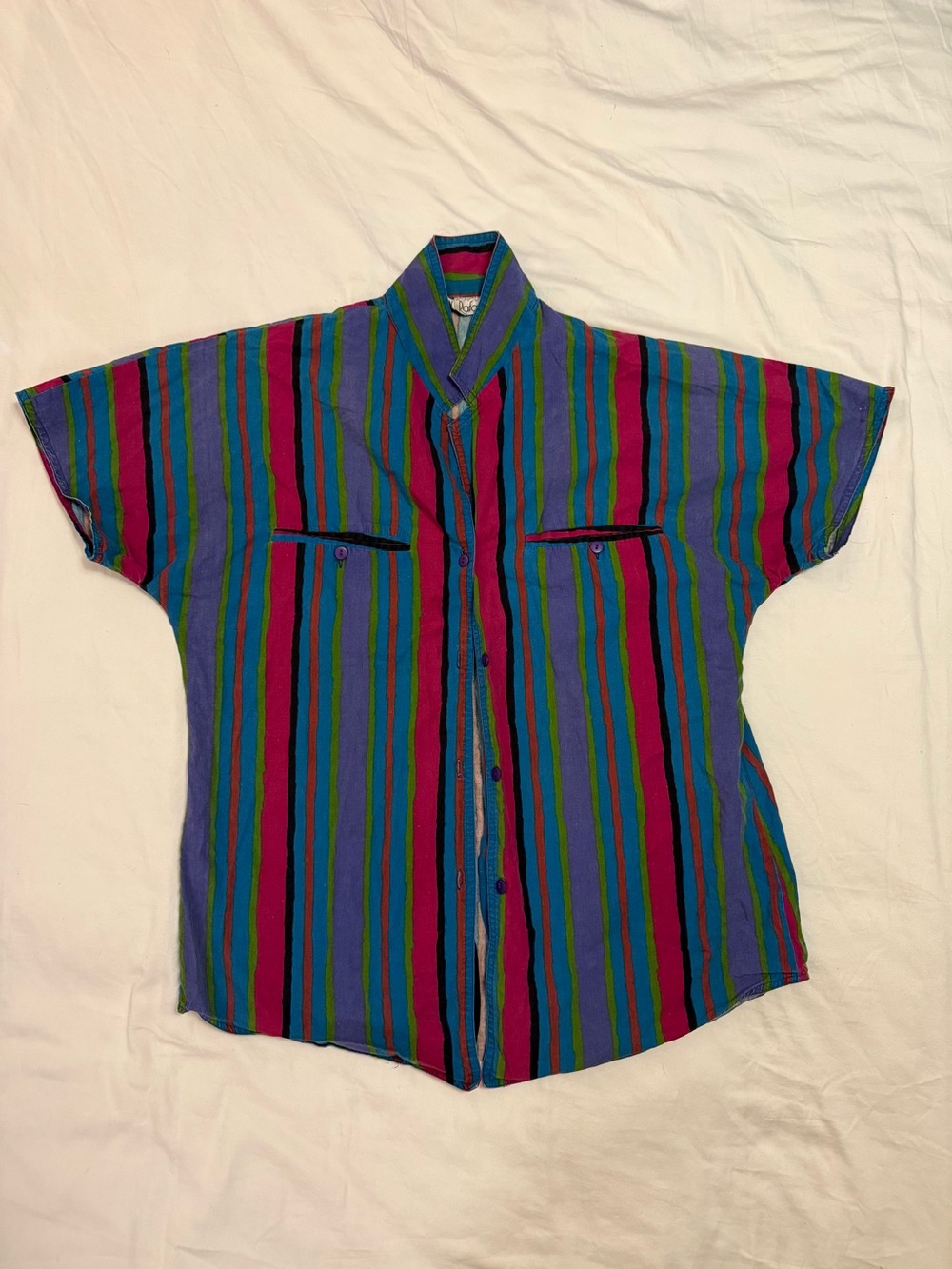 Vintage Casual Short-Sleeve Button-Down Shirt in Blue, Green & Pink Stripes